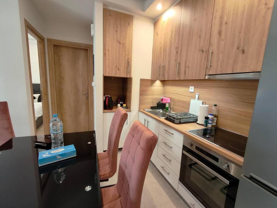 Chic Apartment Near Acropolis Atena Exterior foto